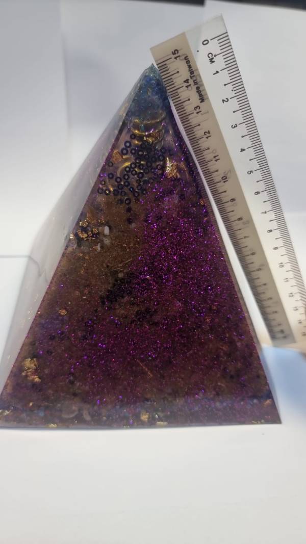 Piramide Orgonice Mari (15 cm) - imagine 4